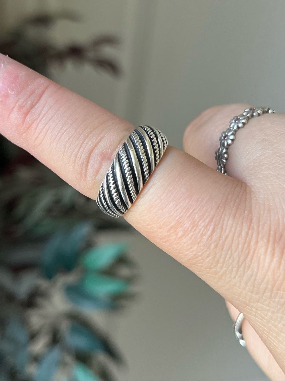 Vintage silver ring